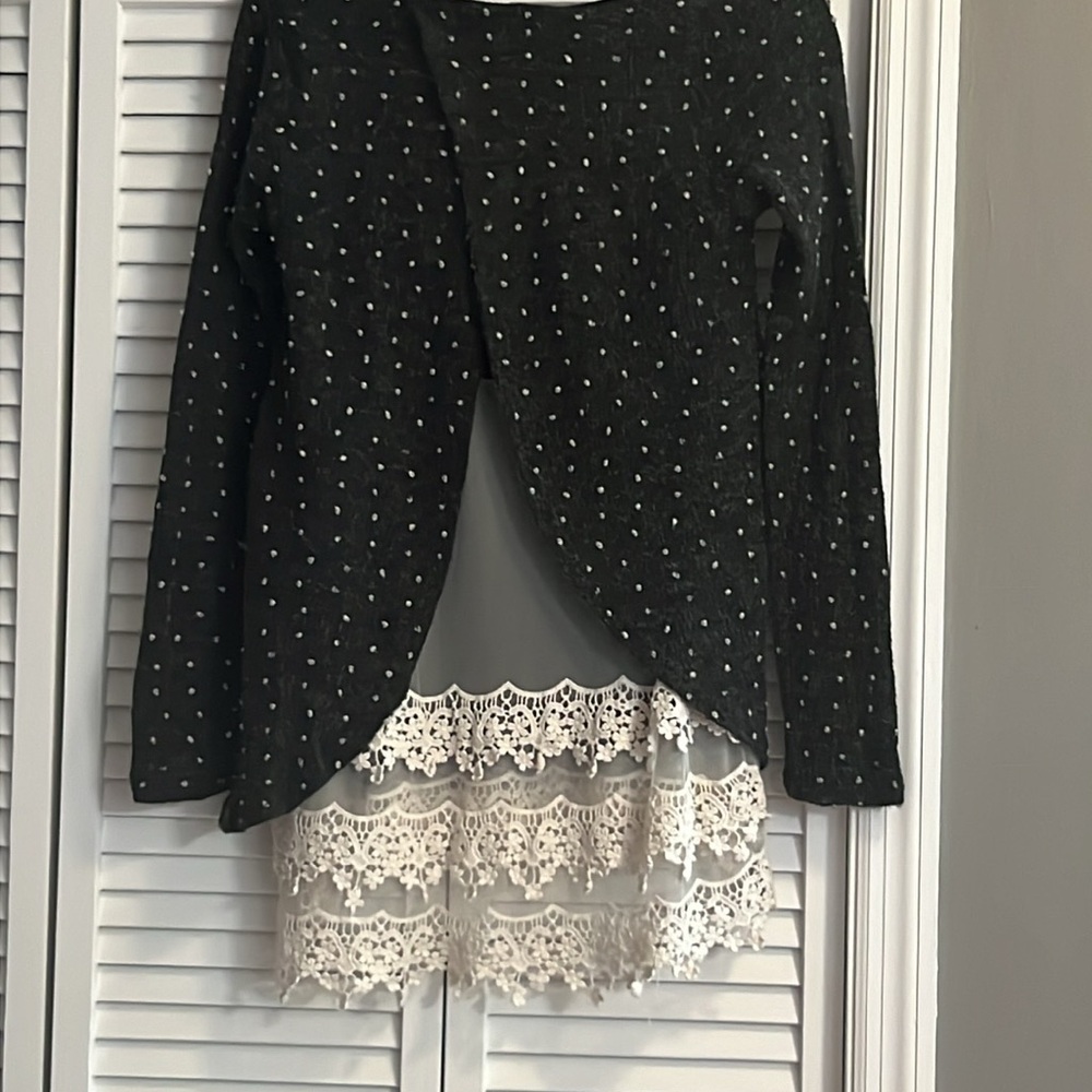 Sweater - Picture 2 of 2